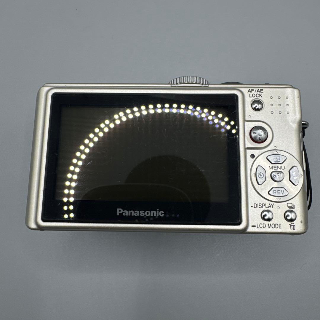 T004 Panasonic LUMIX DMC LX2 デジタル カメラ