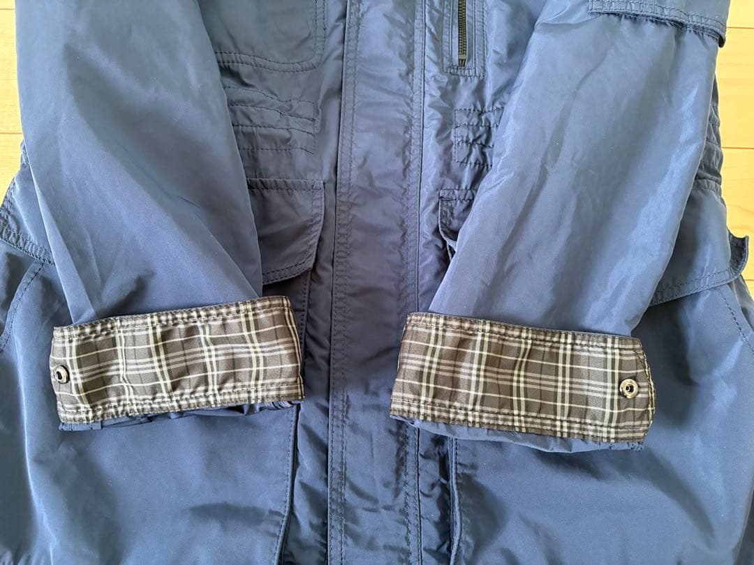 BURBERRY BLACK LABEL ネイビー ナイロンジャケット