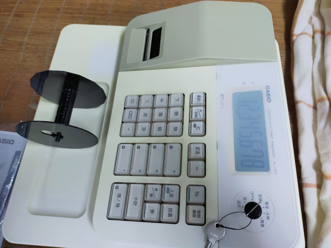 カシオレジスター　SE-G1/NL100コンパクト人気機種感熱紙　335555