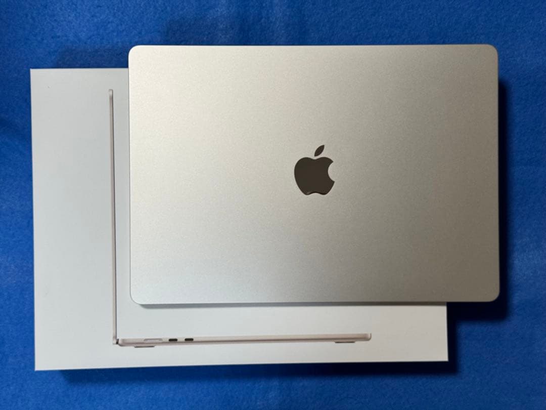 MacBook Air M2 15インチ 16GB 1TB スターライト
