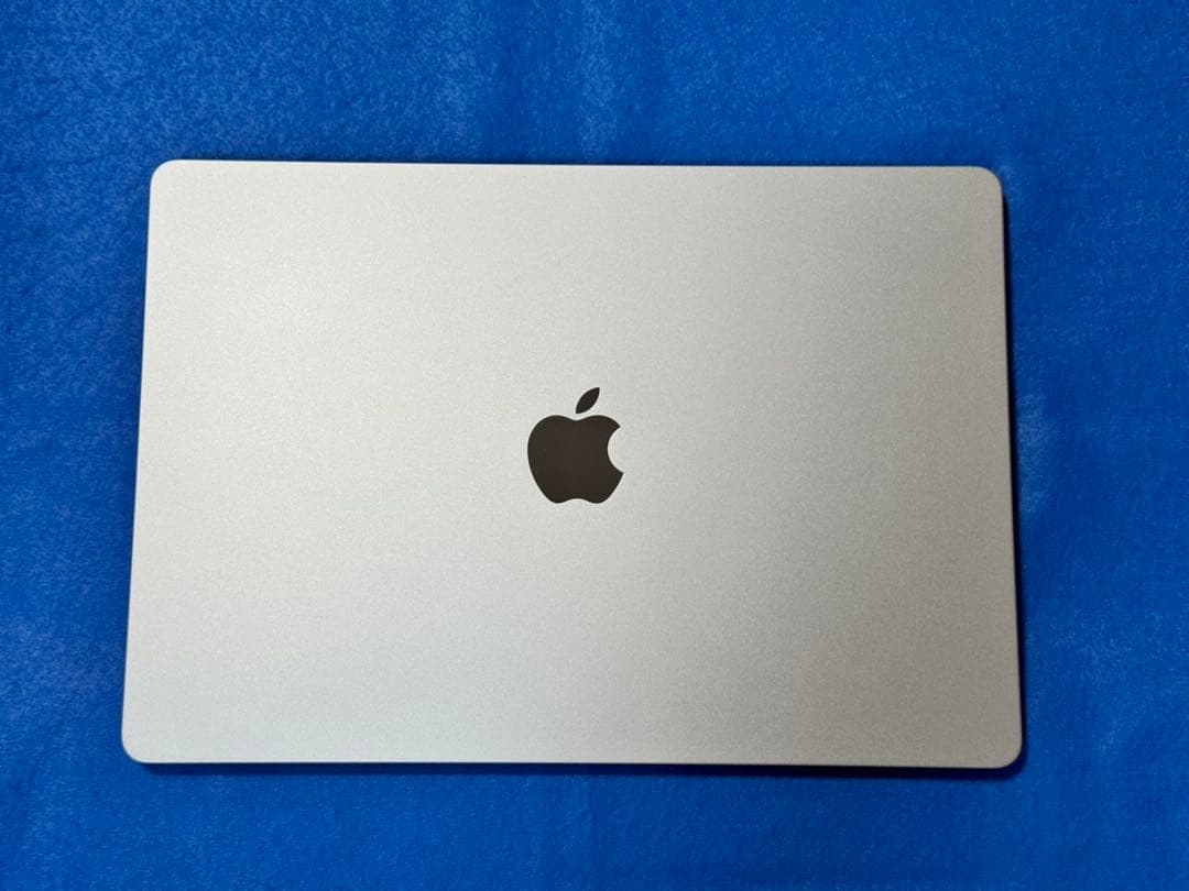 MacBook Air M2 15インチ 16GB 1TB スターライト
