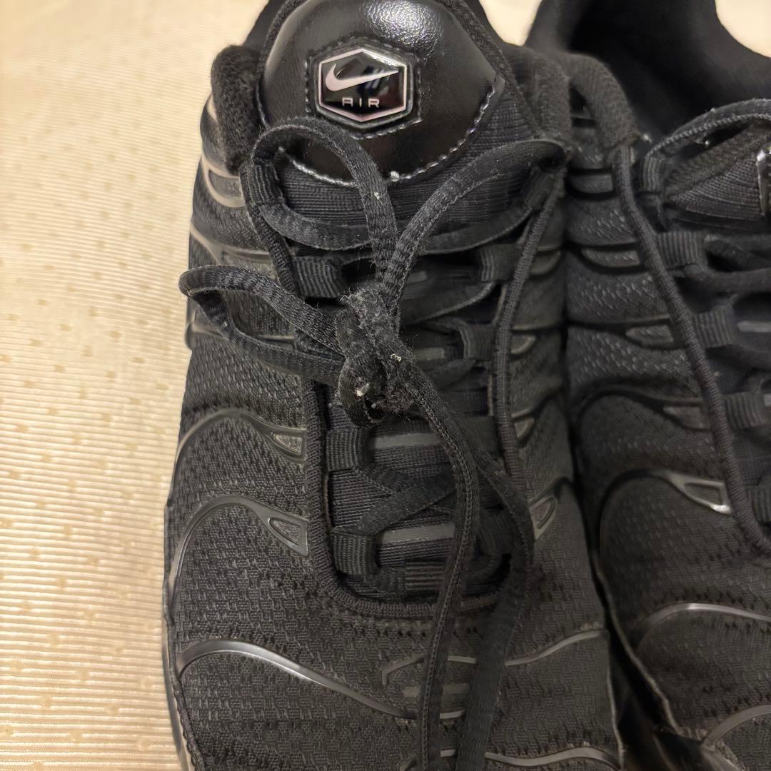 美品☆ナイキ エアマックス プラス トリプルブラック スニーカー26cm