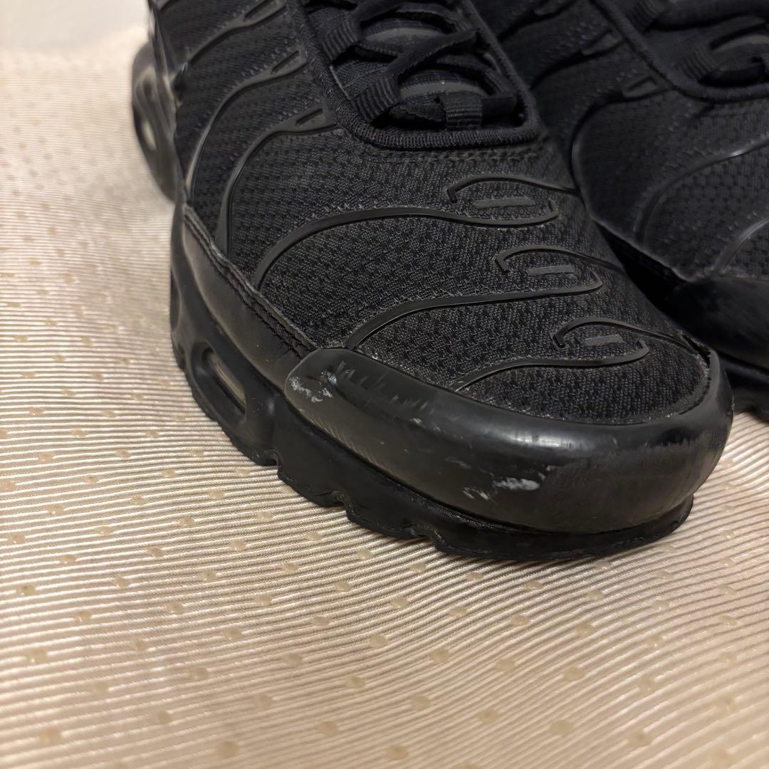 美品☆ナイキ エアマックス プラス トリプルブラック スニーカー26cm