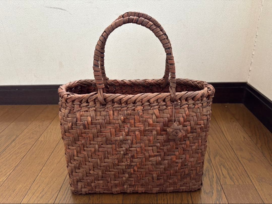 山葡萄かごバッグ 国産　新品未使用