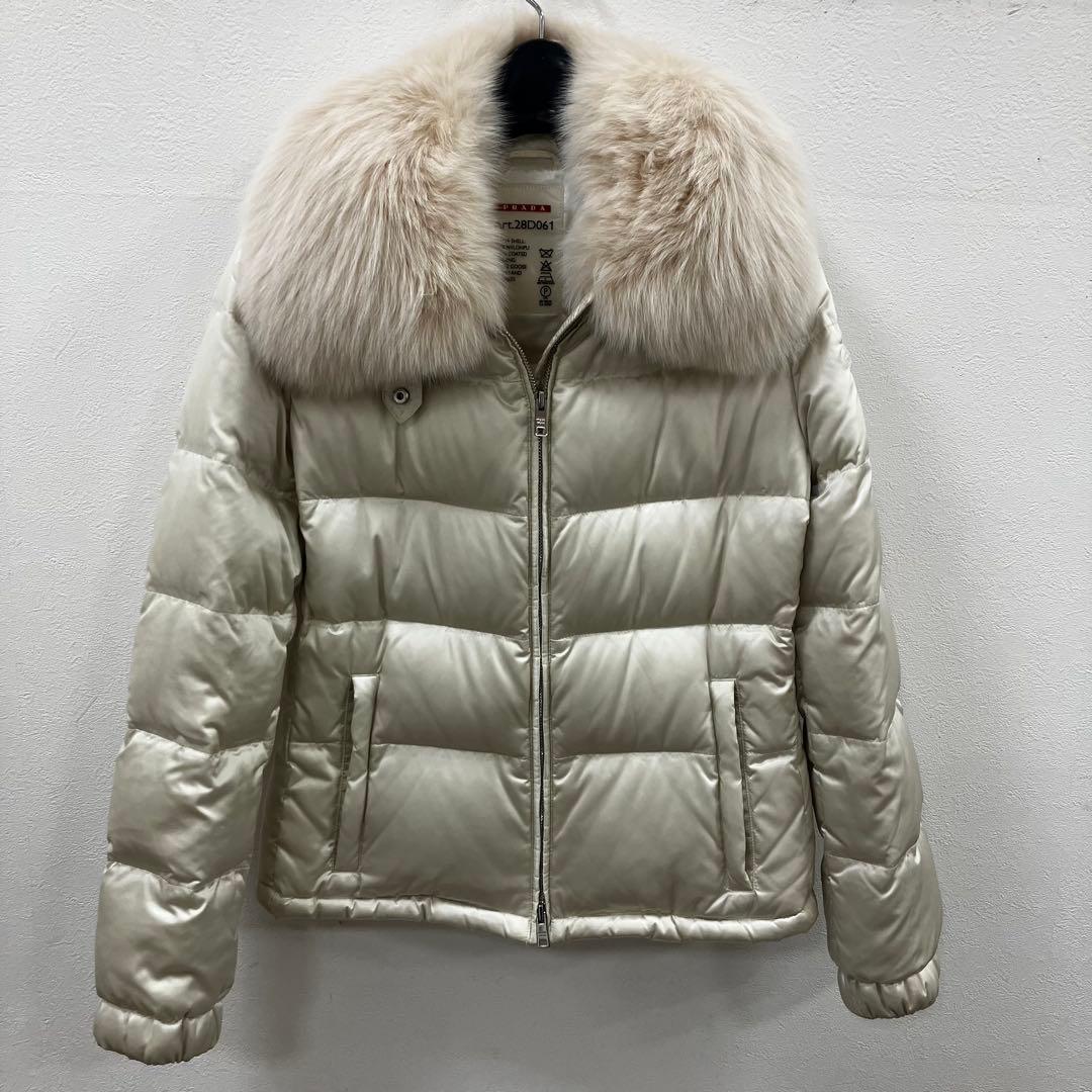 PRADA プラダ ダウンジャケット アイボリー ホワイト系 フォックスファー付