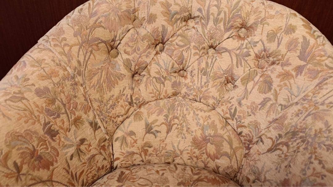 週末セール【新品・未使用】美品 横浜ダニエル ティファニーアームチェア 布張り