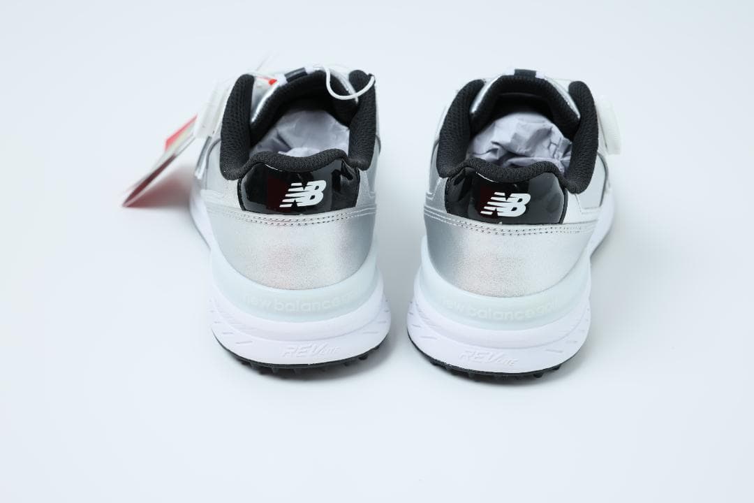 ニューバランスゴルフ ゴルフシューズ シルバー系