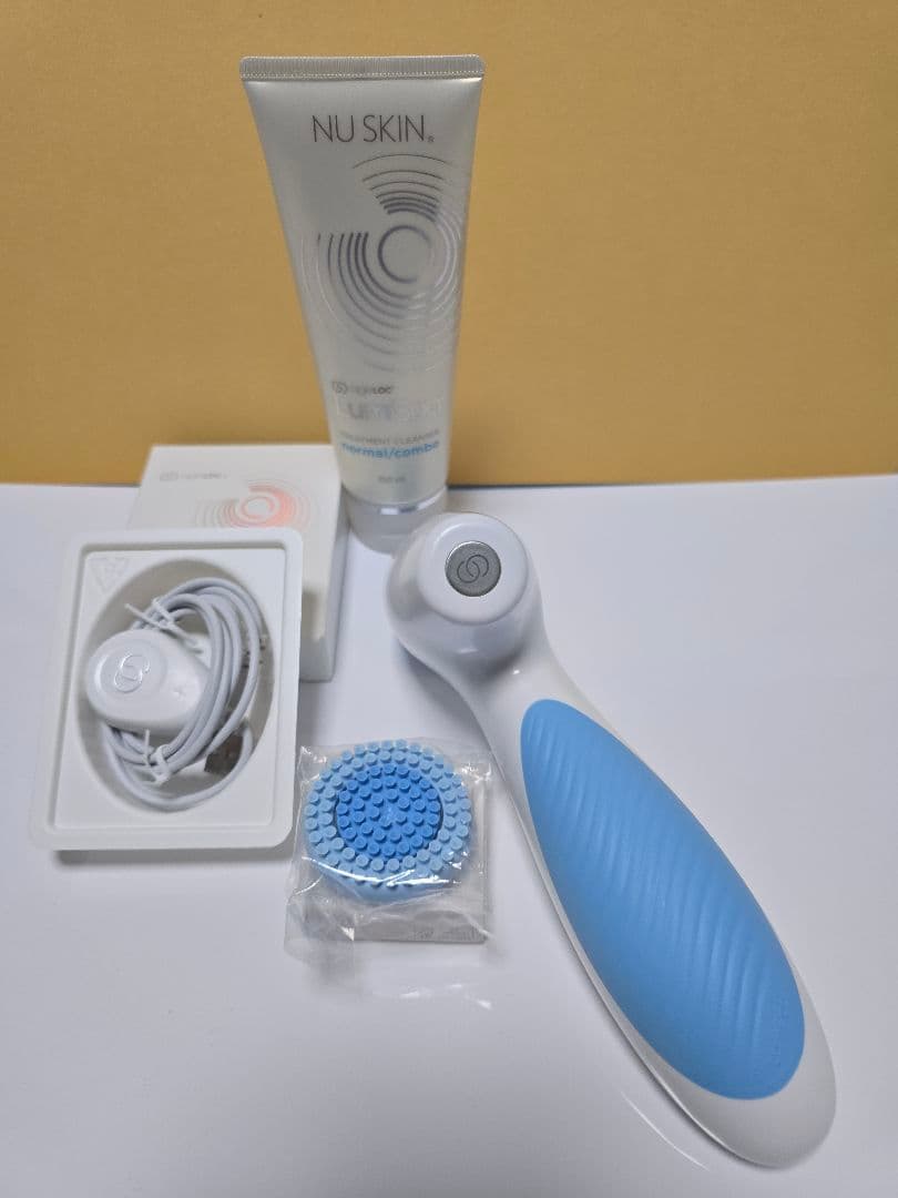 ニュースキン ageLOC ルミスパ iO(クレンザー付き)