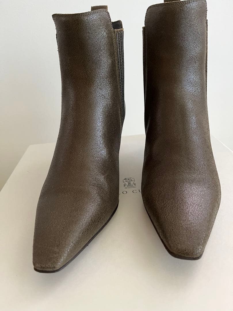 ブルネロ　クチネリ　ショートブーツ　茶