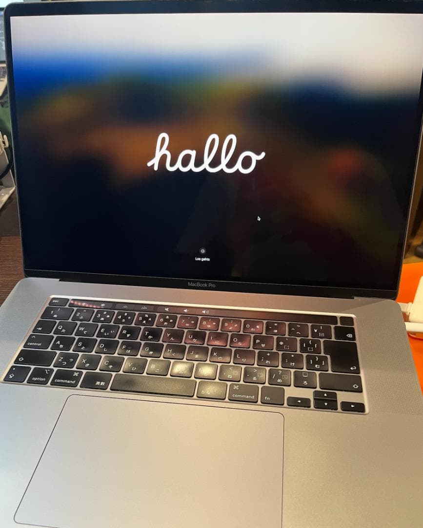 MacBook本体 MacBook Pro 16 2019, Core i7 16GB 512GB