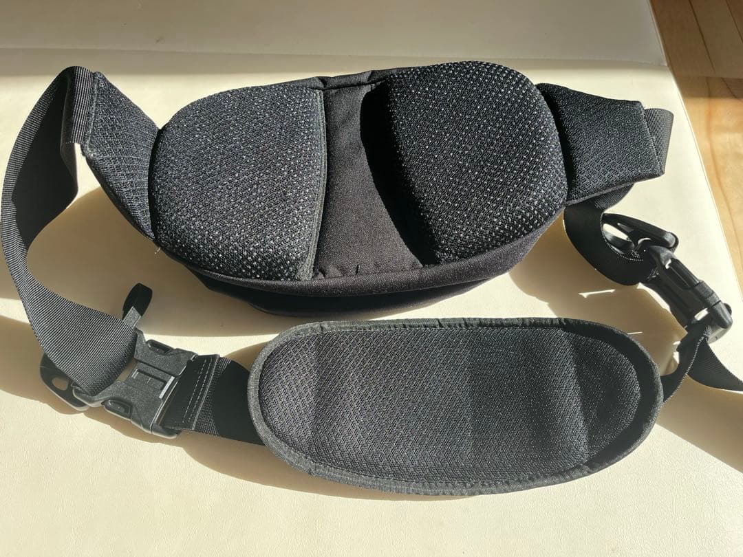 hugoo ブラック ヒップシート