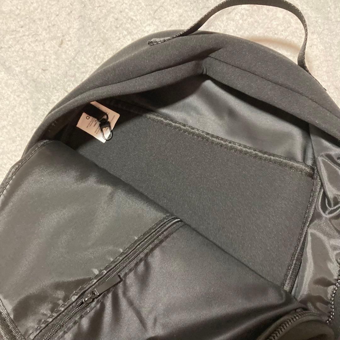 ALO YOGA セットバッグ リュックバックパック