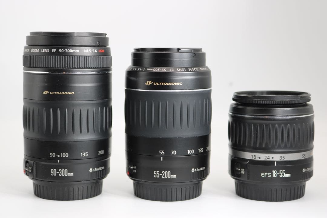 ボディ新品級 【Canon EOS Kiss X10 トリプルレンズセット】