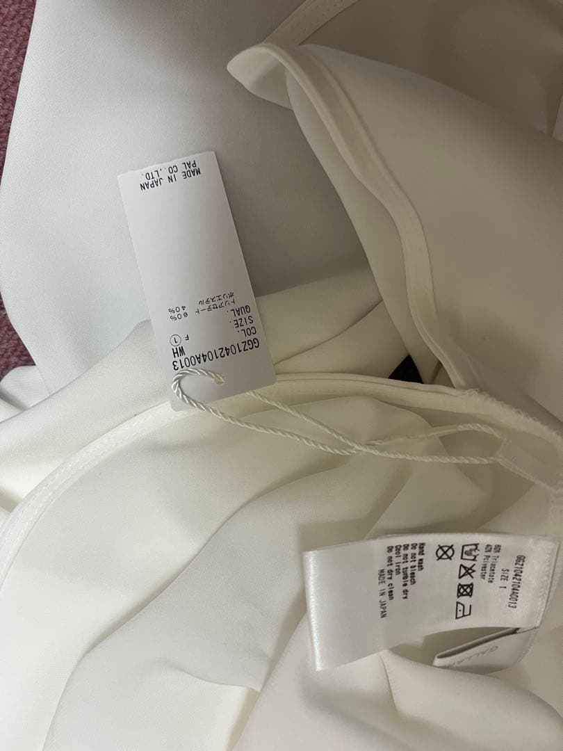 今期購入【新品未使用タグ付】 ガリャルダガランテ　ラウンドブラウスTee