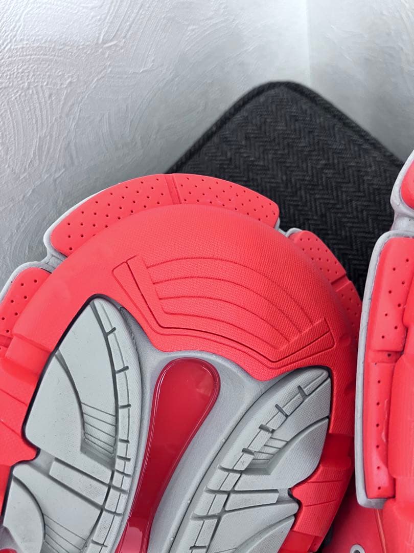 パ*丼様 【新品】BALENCIAGA track 43 スニーカー