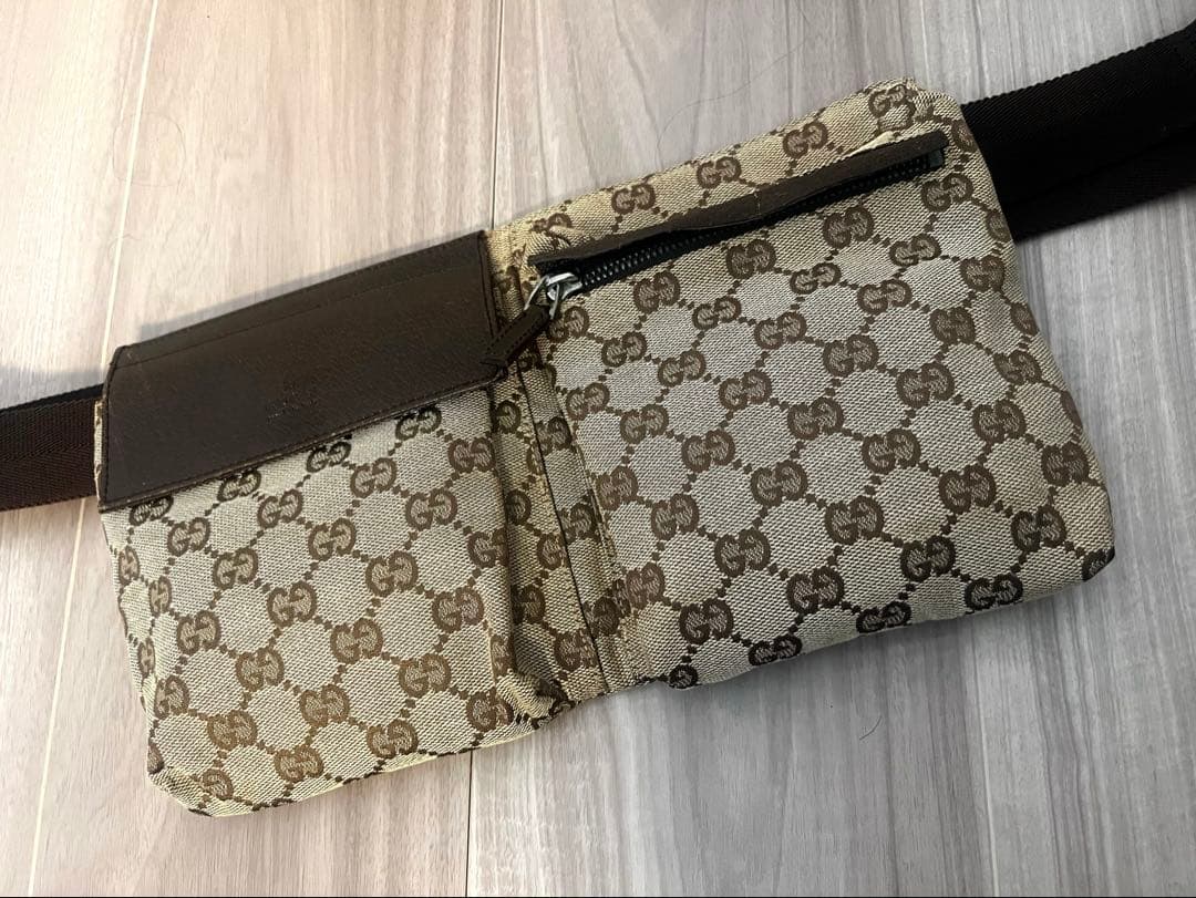 ハク様　グッチ GG柄 ボディバッグ ショルダーバッグ 斜めがけ