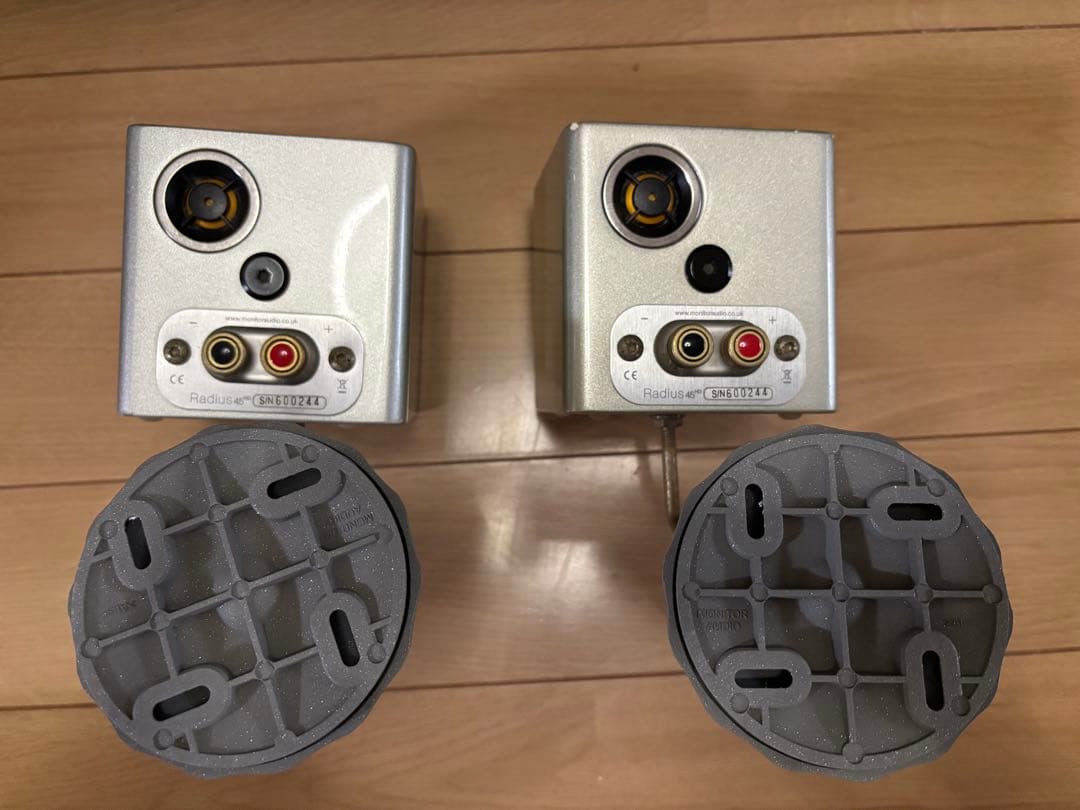 Monitor Audio Radius 45 壁/天井 ブラケット付