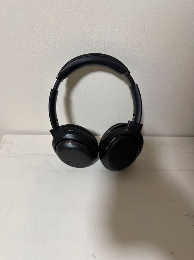 ヘッドホン JBL TOUR ONE M2