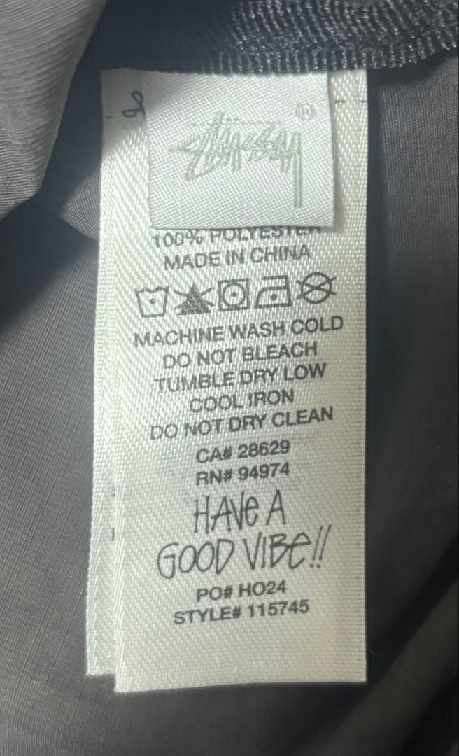 stussyシェルジャケット　mサイズ