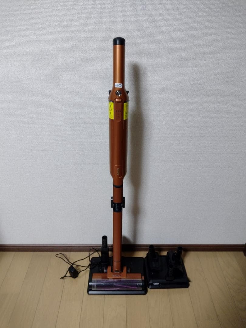 シャーク★コードレスクリーナー★CS651JOR★バッテリー新品と同等★