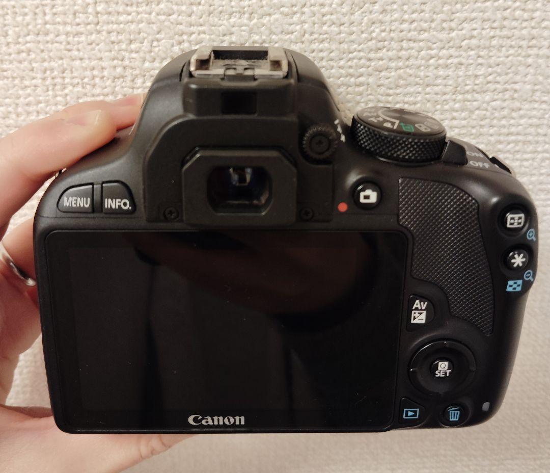 Canon EOS Kiss X7 ボディ