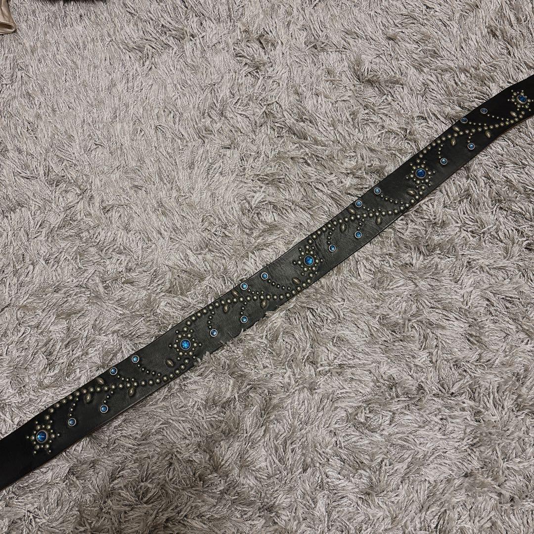 HTC(フラワー ブルーストーン シルバースタッズベルト)