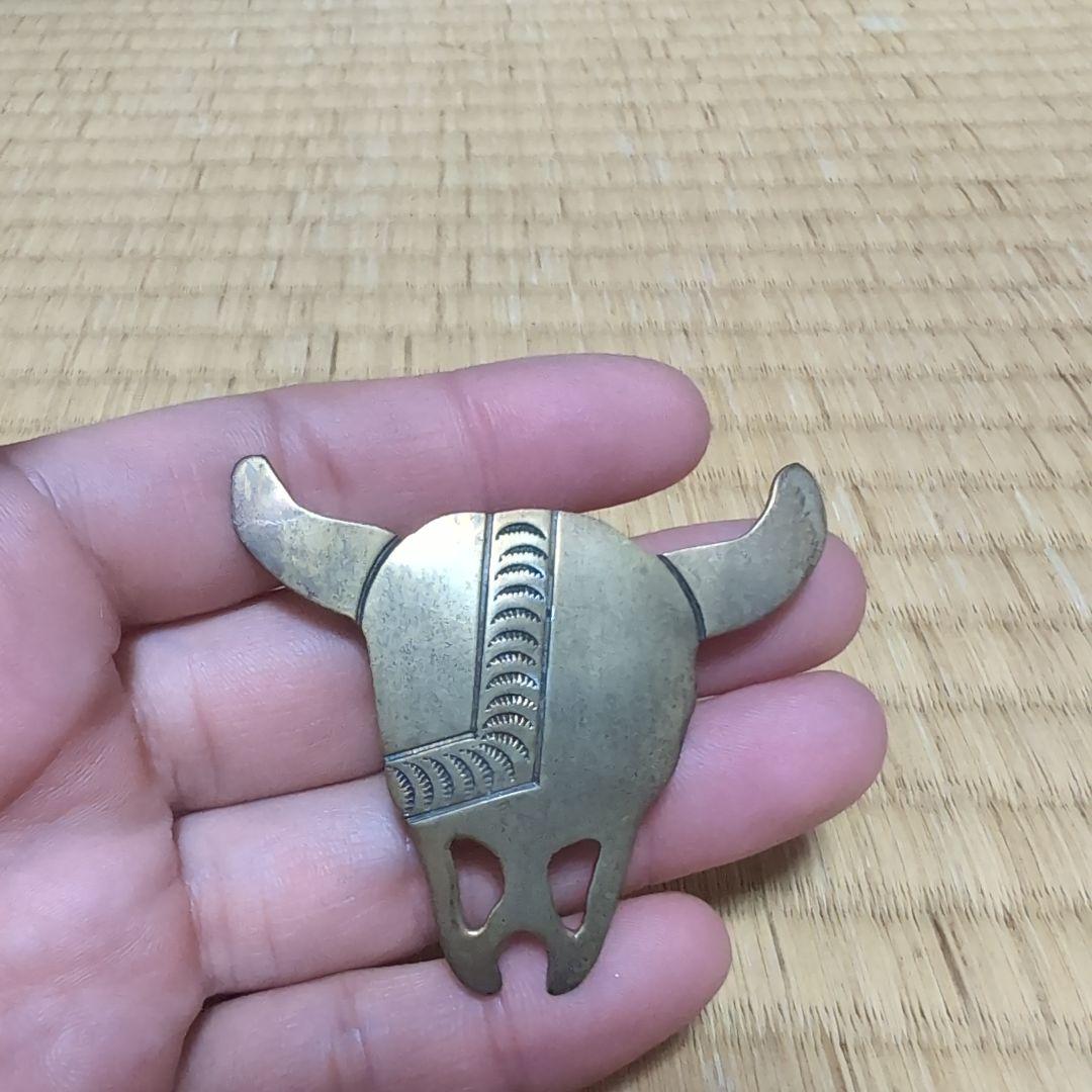 メルヴィン　フランシス　スカル　ピンブローチ