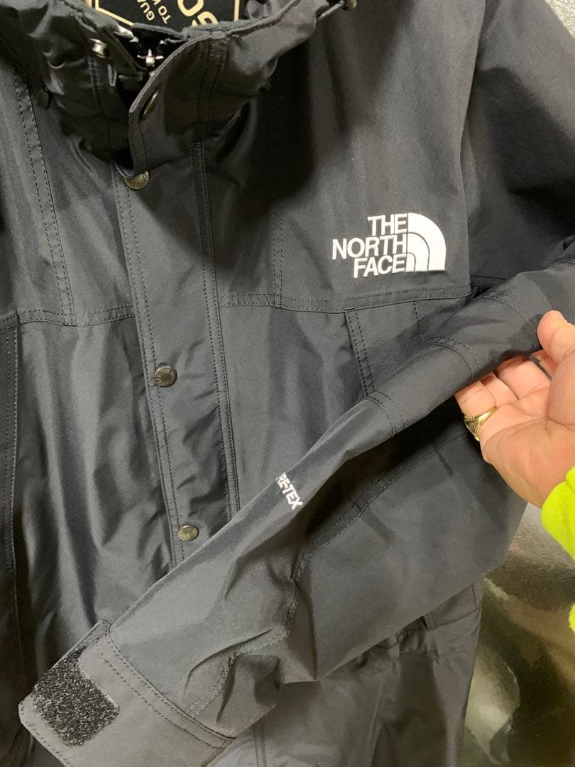 ノースフェイス　Retro Mountain Light Jacket