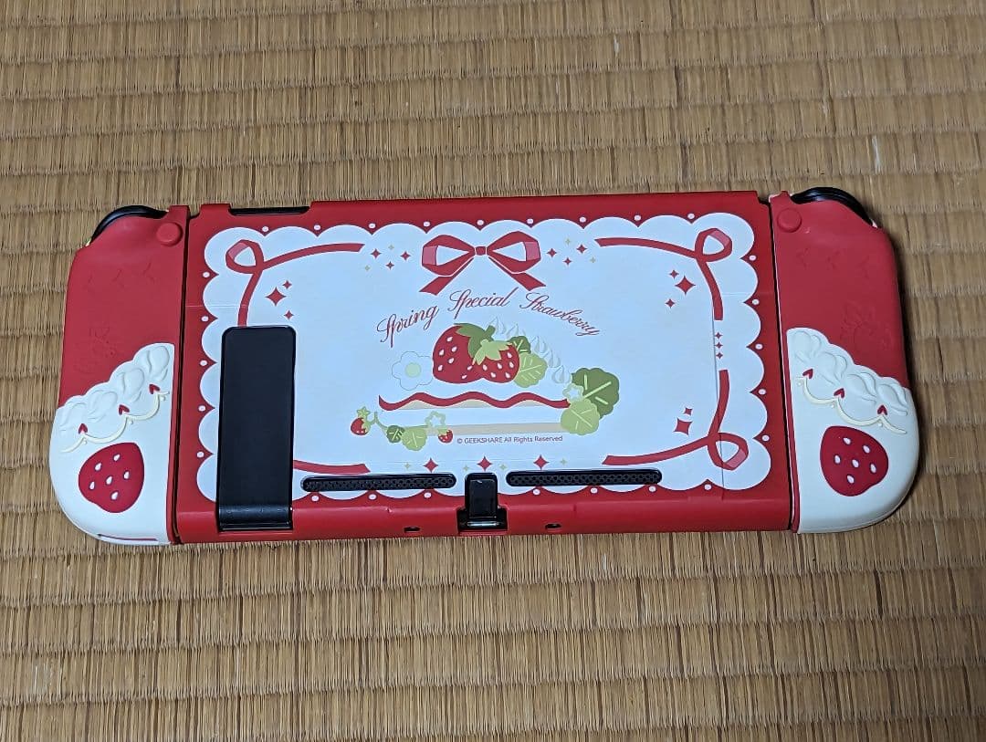 Nintendo Switch 本体　カバー&microSDカード64GB つき