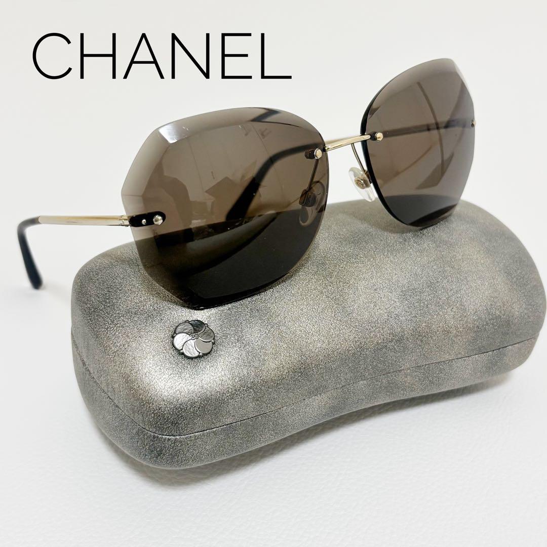 CHANELシャネル　リムレス　サングラス　4220　ケース付き