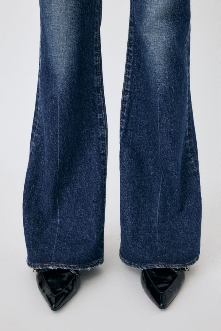 1584◆MOUSSY マウジーMVS D/BLU フレアデニム 24