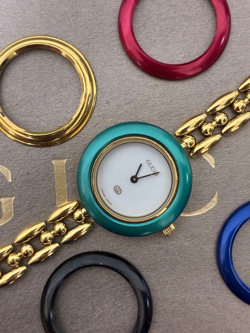 d*7様 GUCCI時計 11/12.2 ゴールド チェンジベゼル