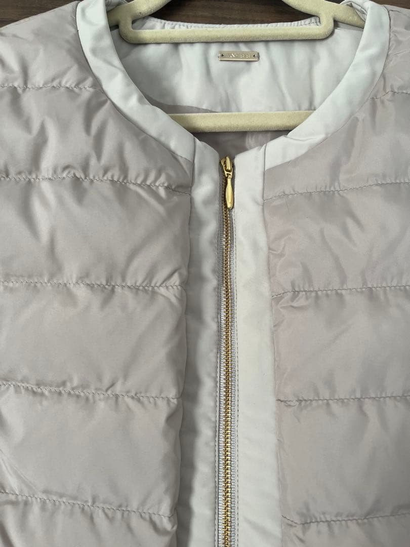 ベージュ ダウンジャケット XSサイズ　anysis