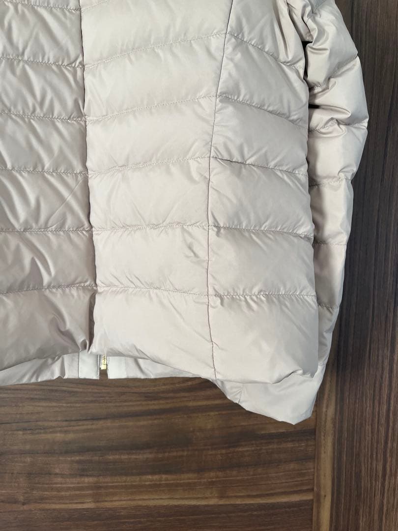 ベージュ ダウンジャケット XSサイズ　anysis