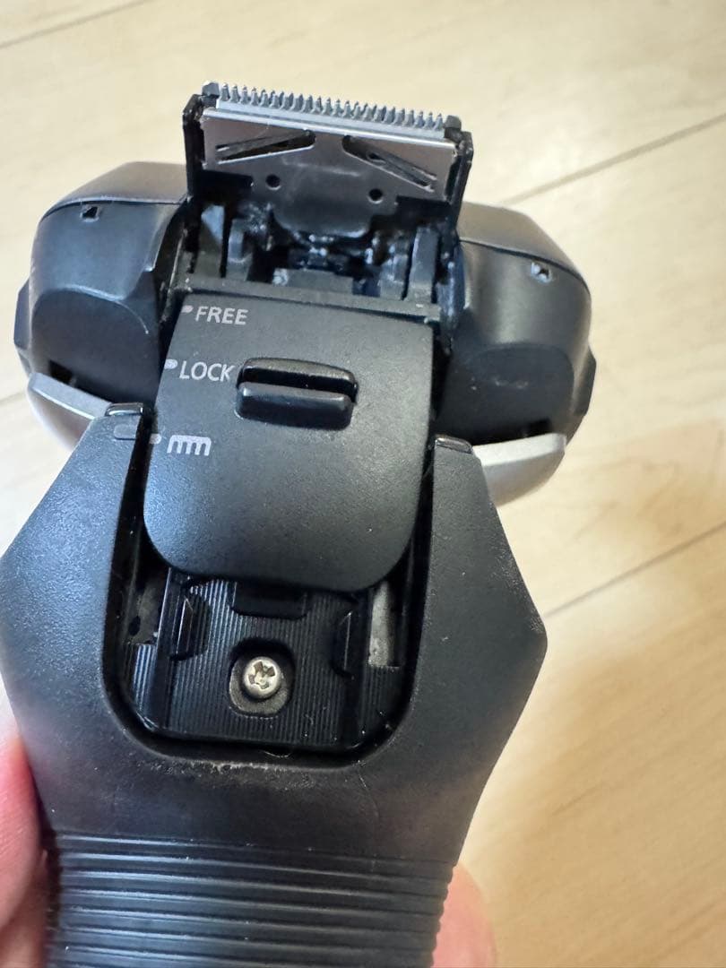 パナソニック ラムダッシュ 6枚刃 洗浄器付きES-LS9N-K