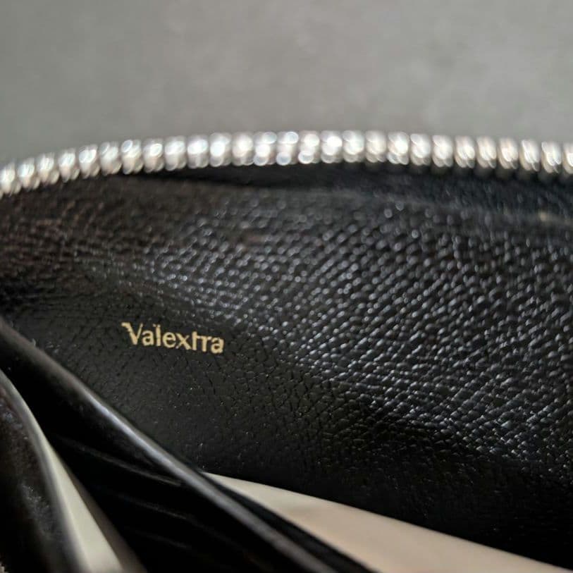 Valextra ジッパーウォレット 長財布