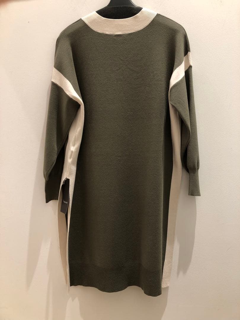 新品未使用品　クールカレアン長袖ニット