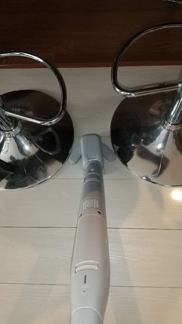 Panasonic セパレート型コードレススティック掃除機 MC-NS70F-H