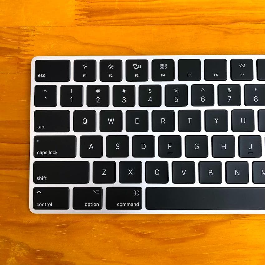 優良品｜Mac Pro モデル｜BLACK｜Magic Keyboard｜純正