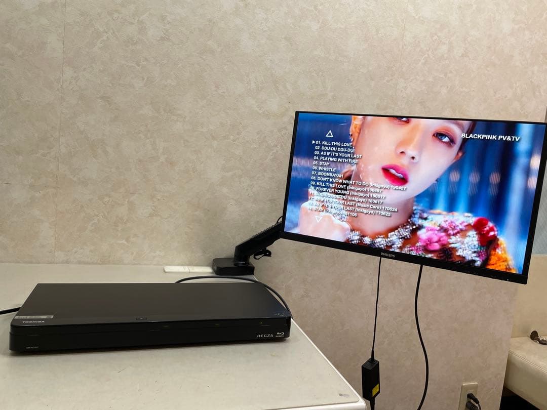 TOSHIBA REGZA DBR-W1007ブルーレイレコーダー
