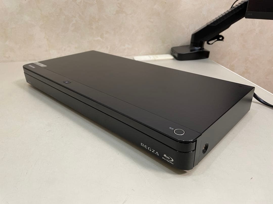 TOSHIBA REGZA DBR-W1007ブルーレイレコーダー