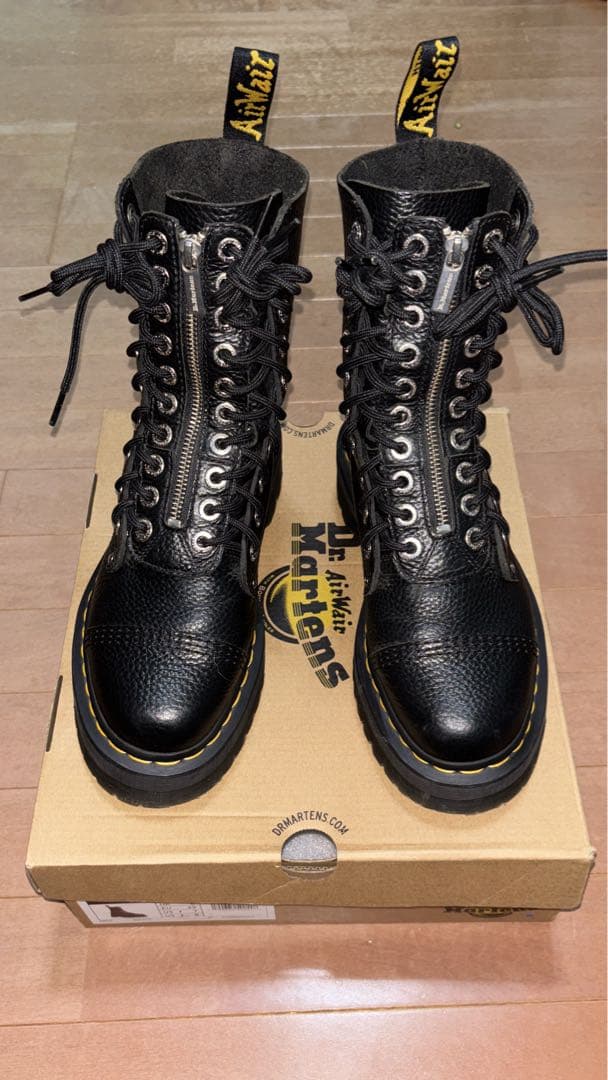 Dr.Martens ハイツイストブーツ