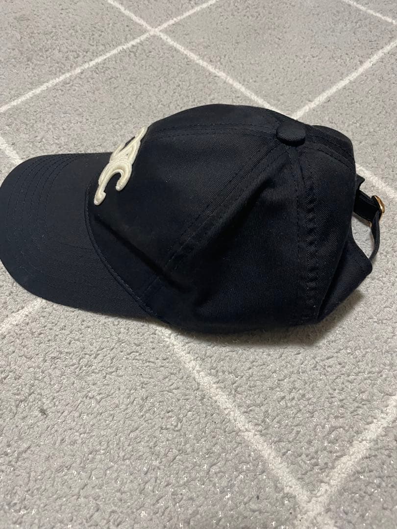 CELINE 黒 ベースボールキャップM