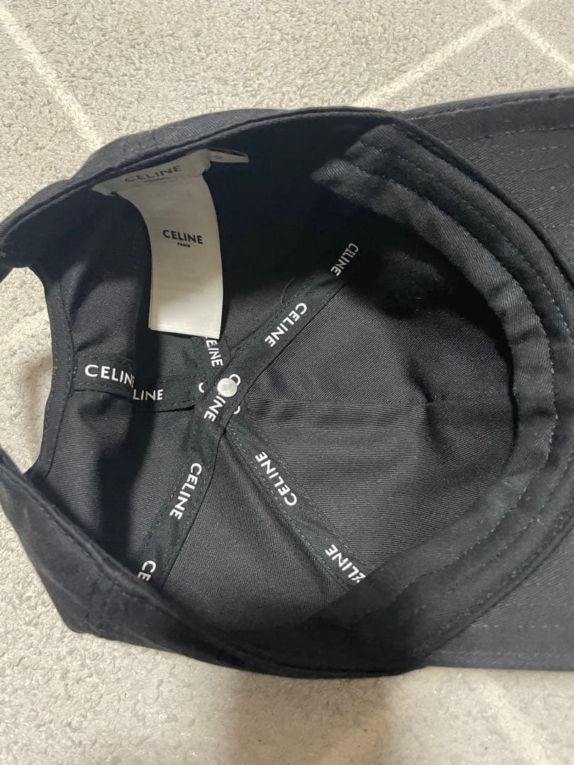 CELINE 黒 ベースボールキャップM