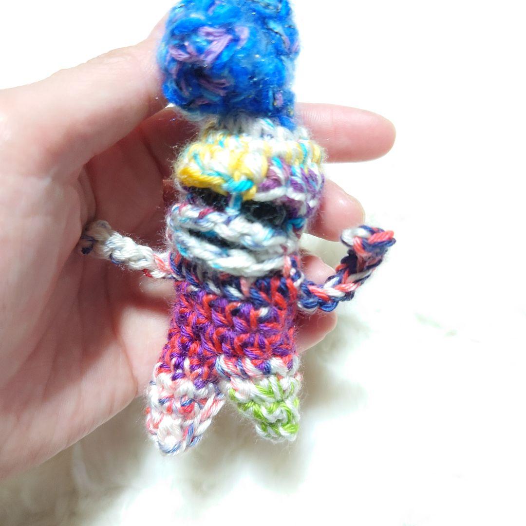 カラフルポップ　マンドラゴラのあみぐるみ