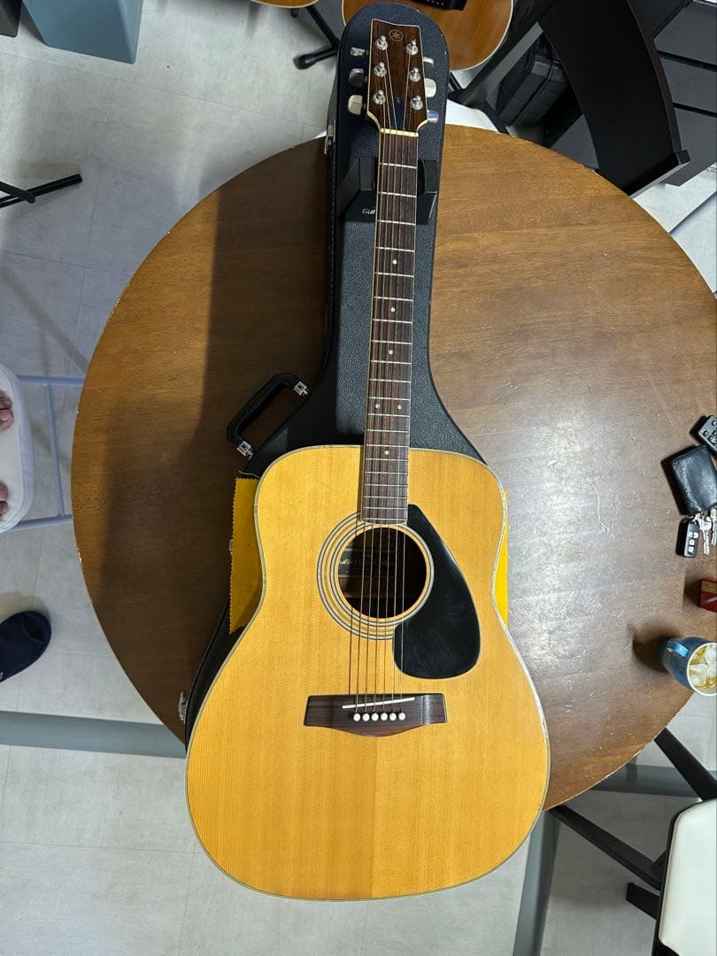 ๑*๑様 YAMAHA FG-400J　ド迫力の杢目　激鳴り　弦高低し弾きやすさ
