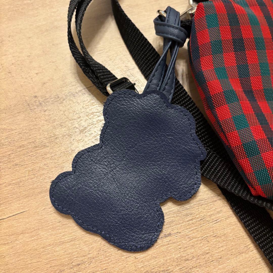 ファミリア舟形ポシェット