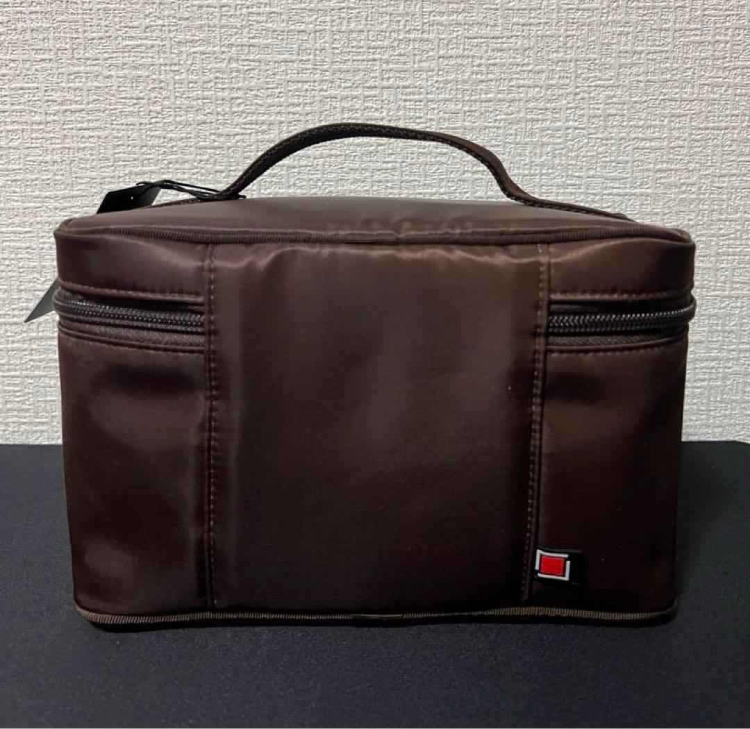 【新品未使用タグ付】アルティザン＆アーティスト　あやんぬコラボ　バニティポーチ