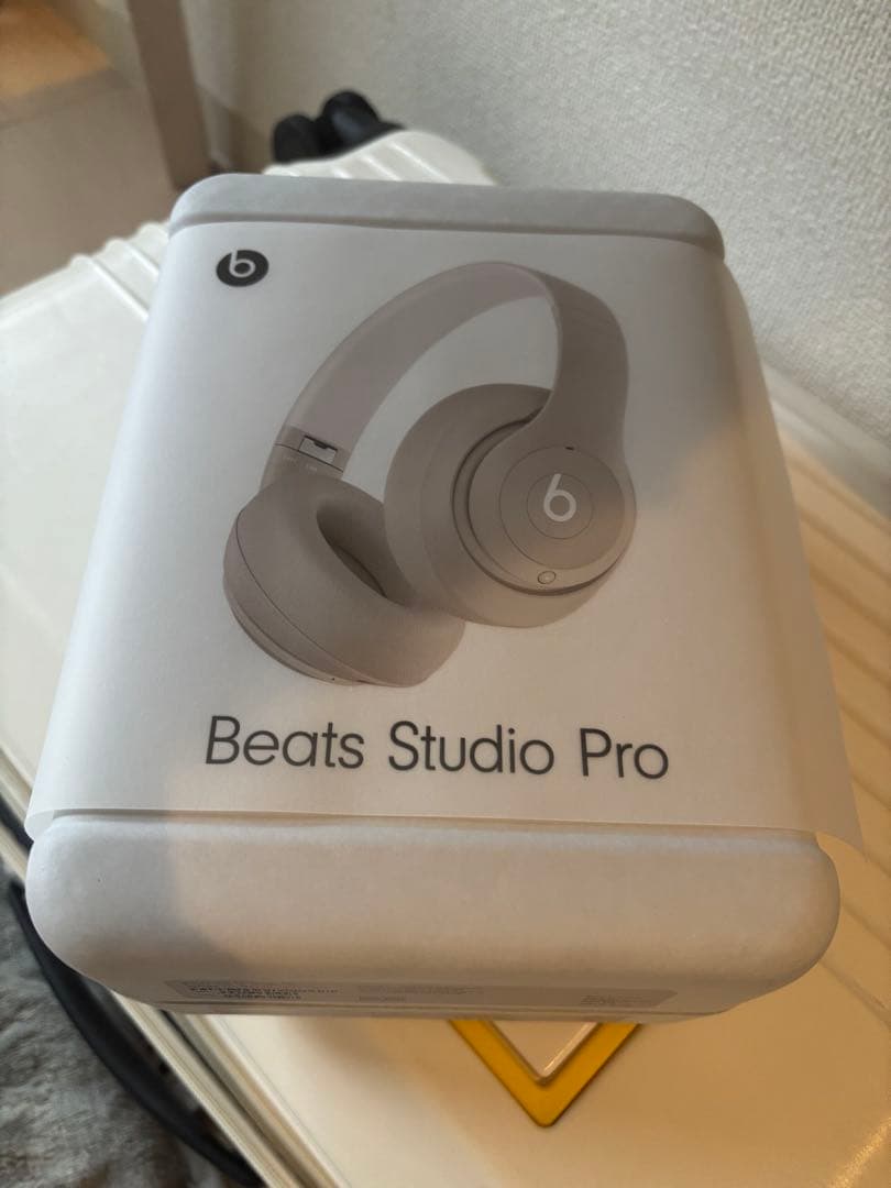 Beats Studio Pro ワイヤレスヘッドフォン サンドストーン
