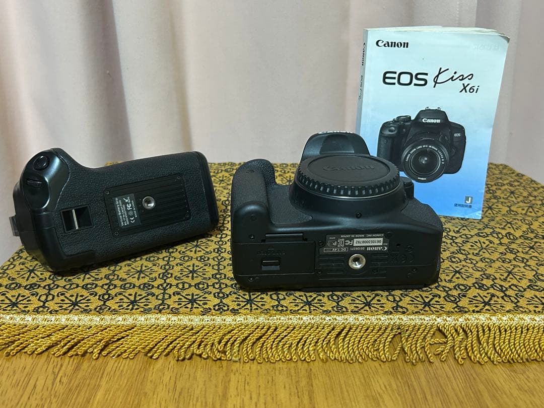 デジタルカメラ CANON EOS Kiss6i